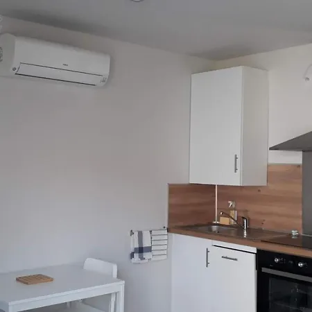 Apartman Calme Et A *