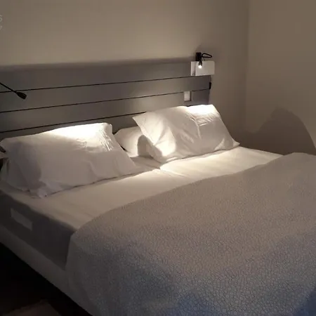 Calme Et A Apartman Jonzac